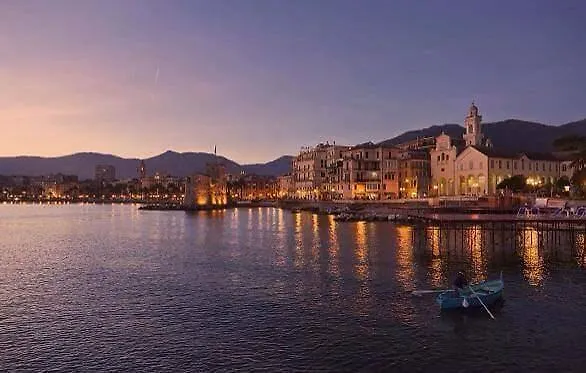 Trilocale Con Posto Auto Privato A 5 Minuti A Piedi Dalla Lejlighed Rapallo