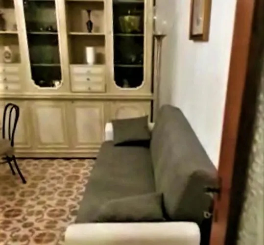 Lejlighed Trilocale Con Posto Auto Privato A 5 Minuti A Piedi Dalla Rapallo